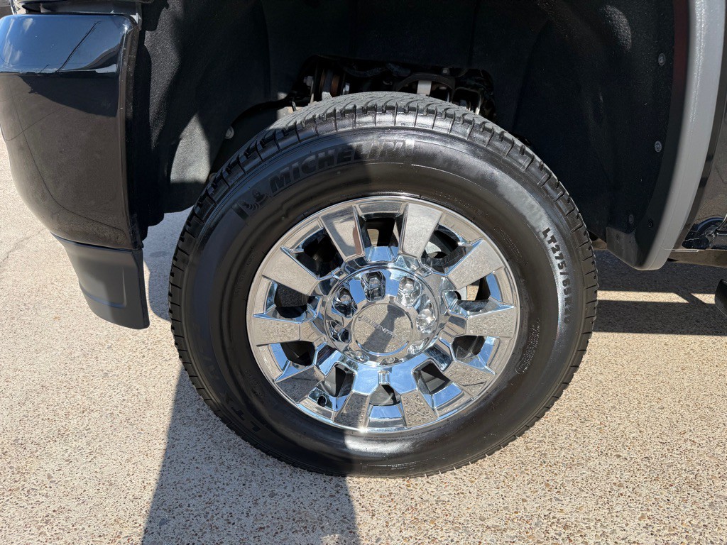 2017 GMC Sierra Image 12