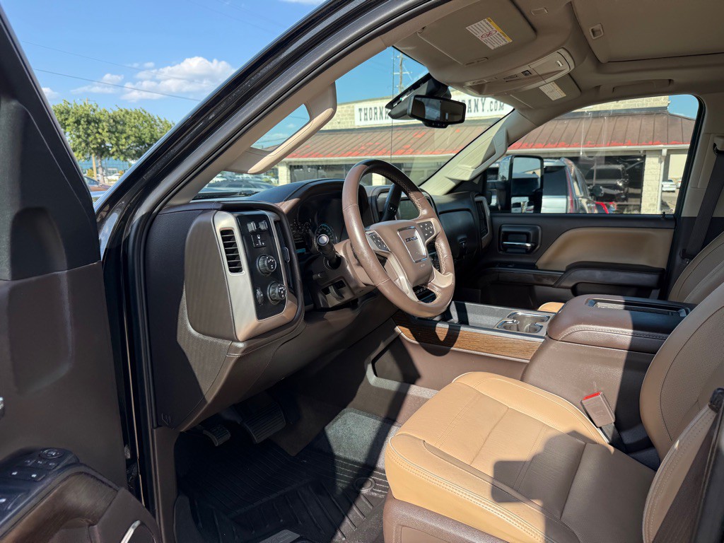 2017 GMC Sierra Image 13
