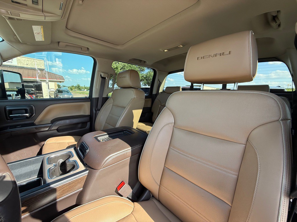 2017 GMC Sierra Image 17