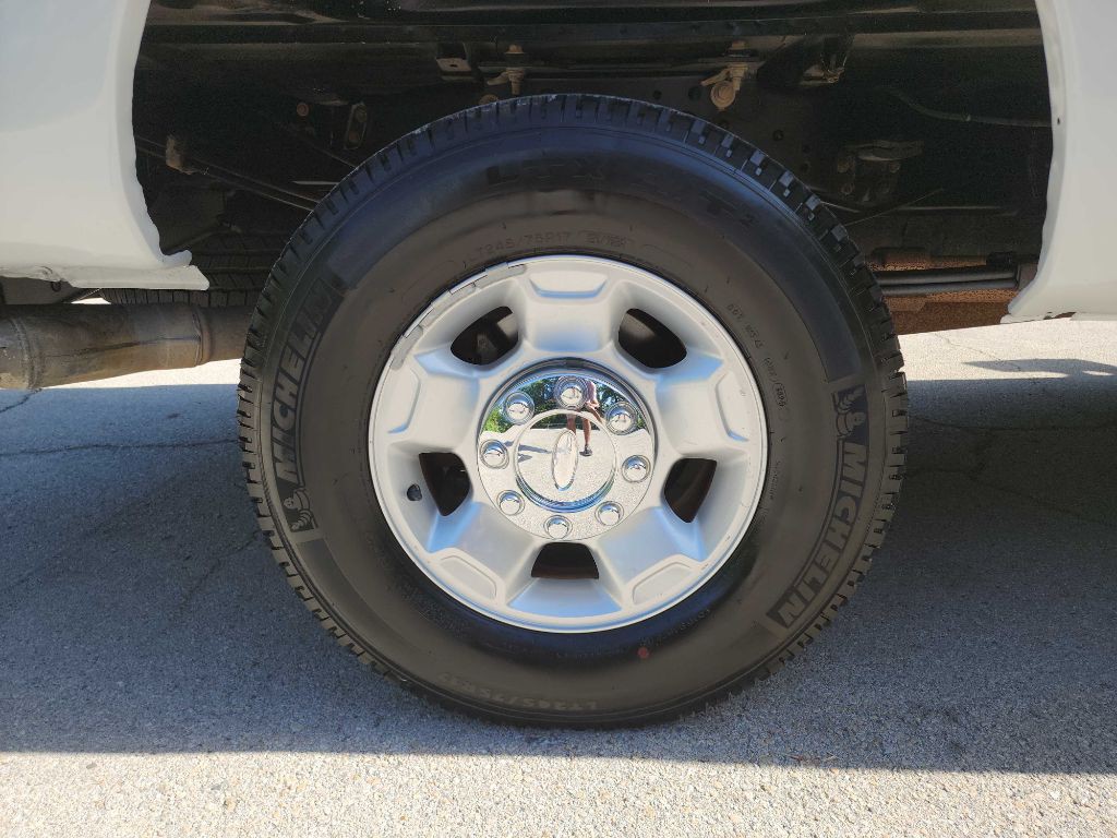 2012 Ford F-350 Image 9