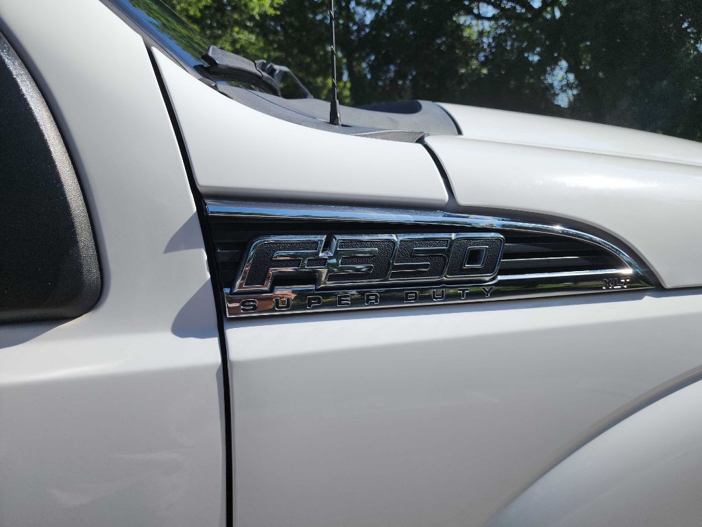 2012 Ford F-350 Image 12