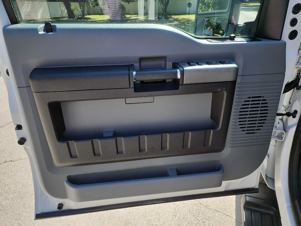 2012 Ford F-350 Image 14