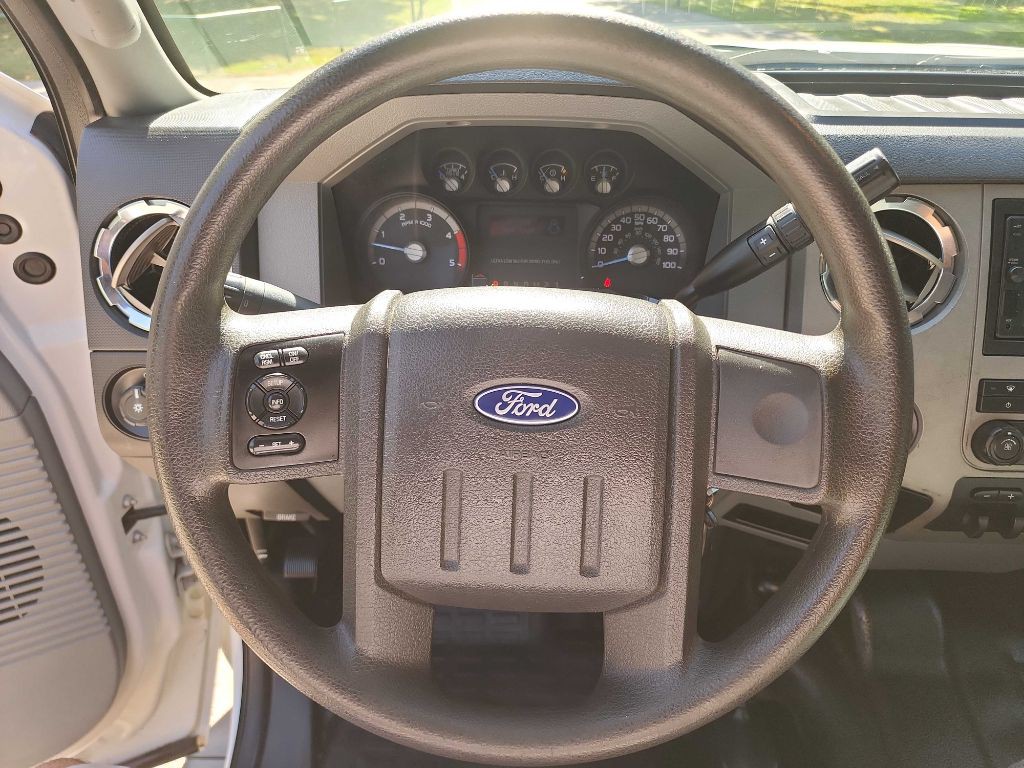 2012 Ford F-350 Image 17