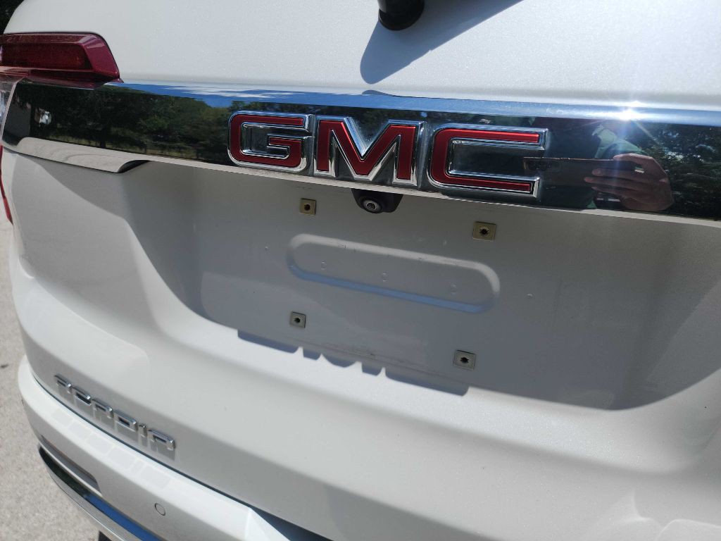 2021 GMC Acadia Image 10