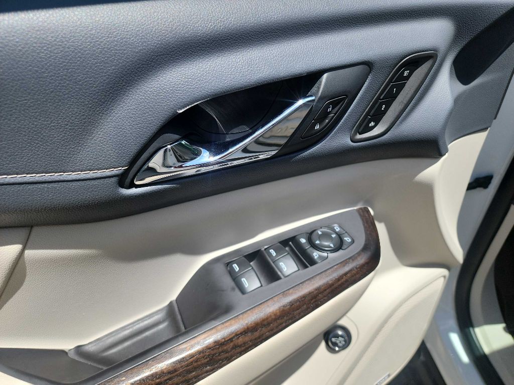 2021 GMC Acadia Image 14