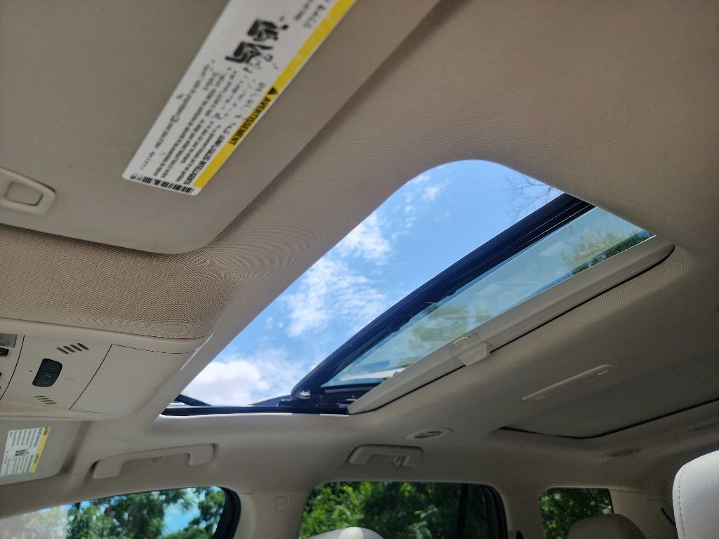2021 GMC Acadia Image 25