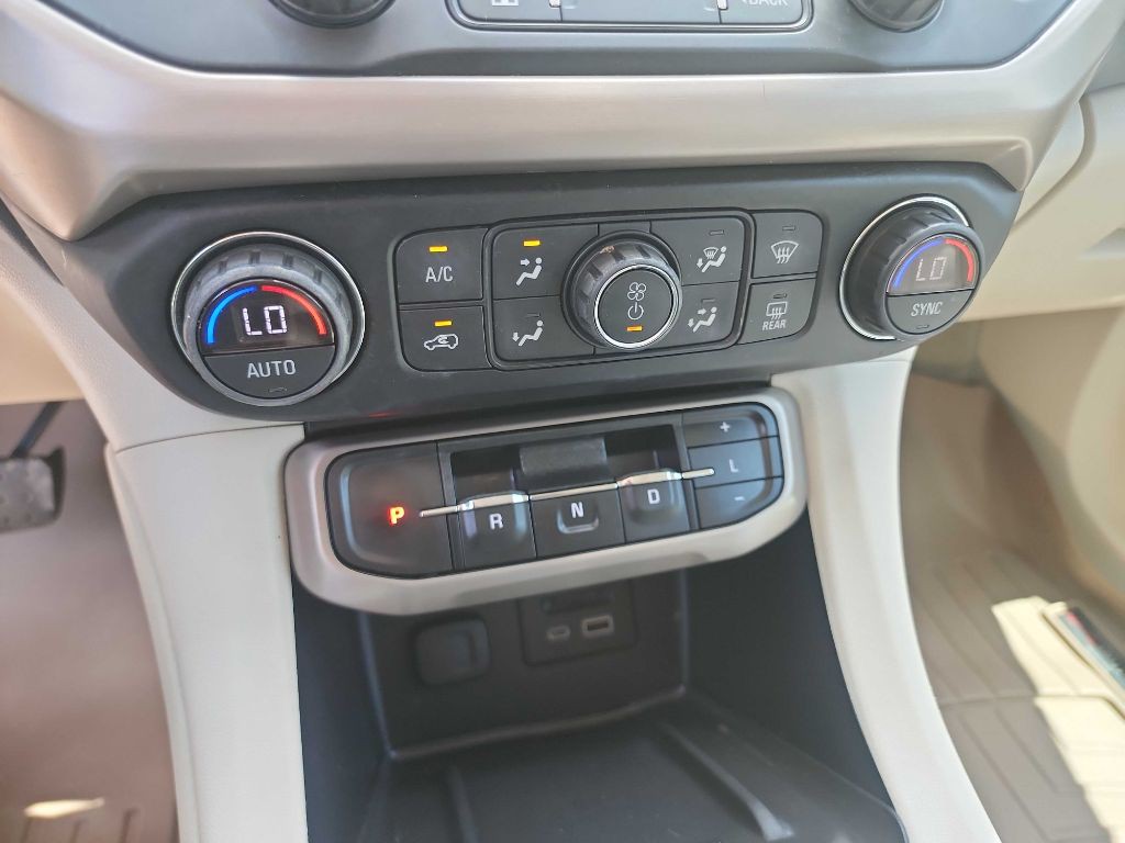 2021 GMC Acadia Image 27