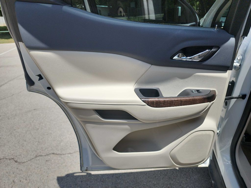 2021 GMC Acadia Image 28