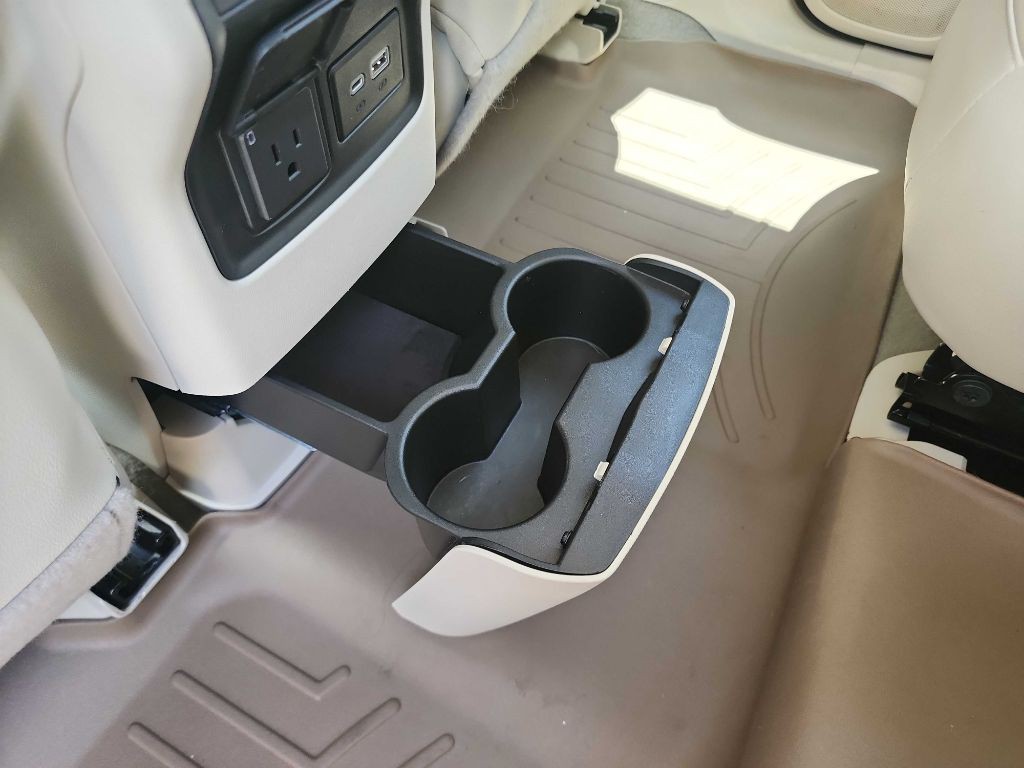 2021 GMC Acadia Image 31