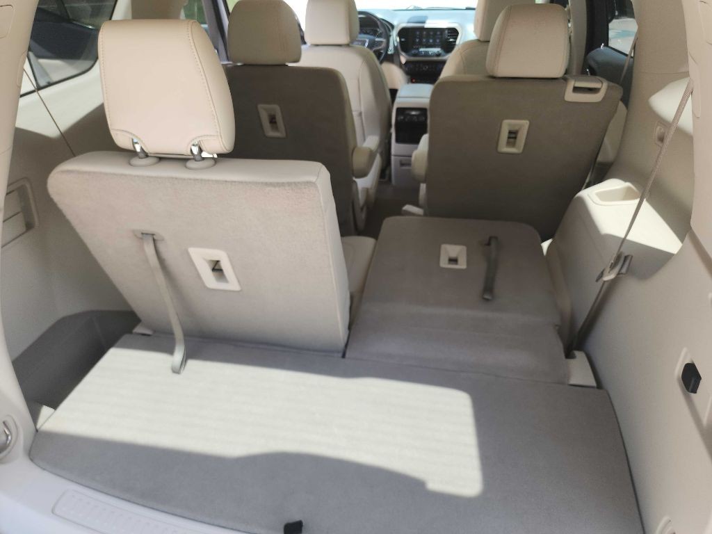 2021 GMC Acadia Image 37