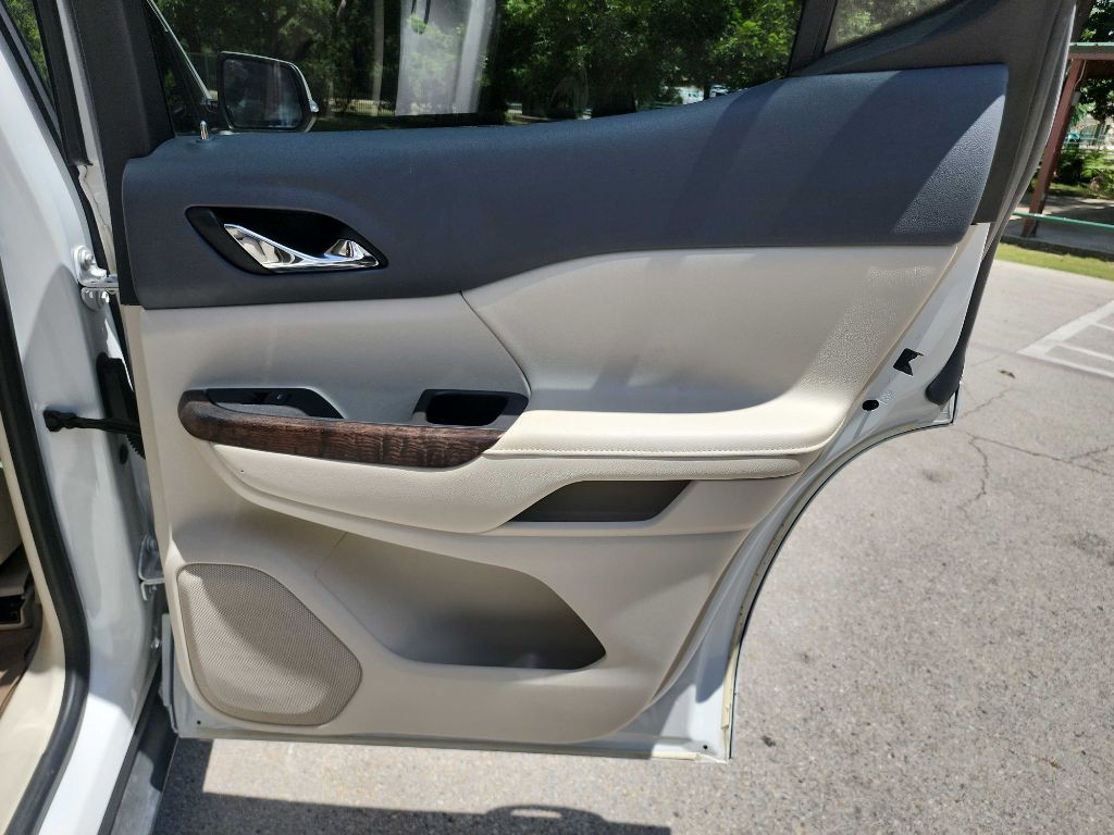 2021 GMC Acadia Image 39