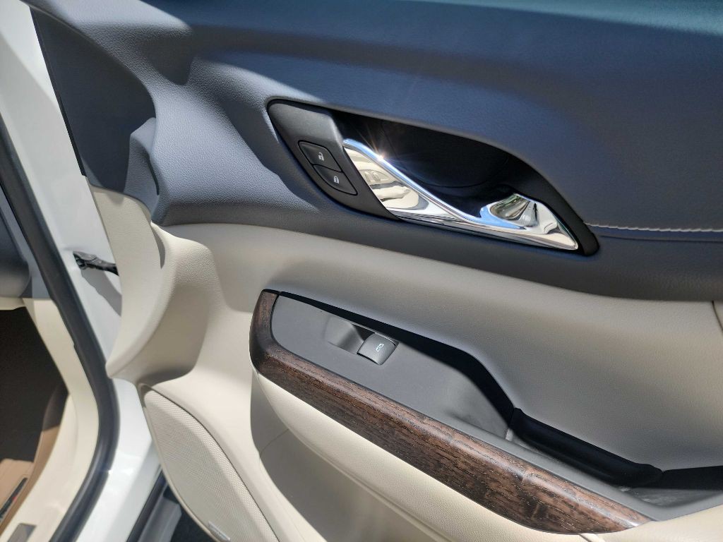 2021 GMC Acadia Image 40
