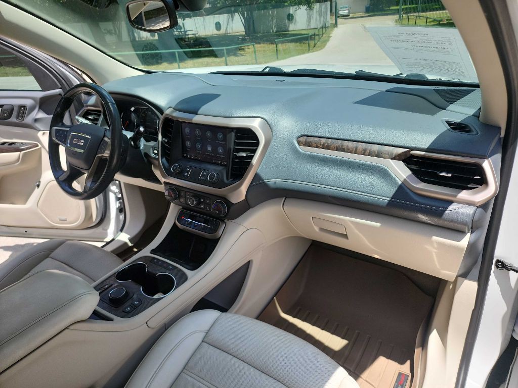 2021 GMC Acadia Image 43