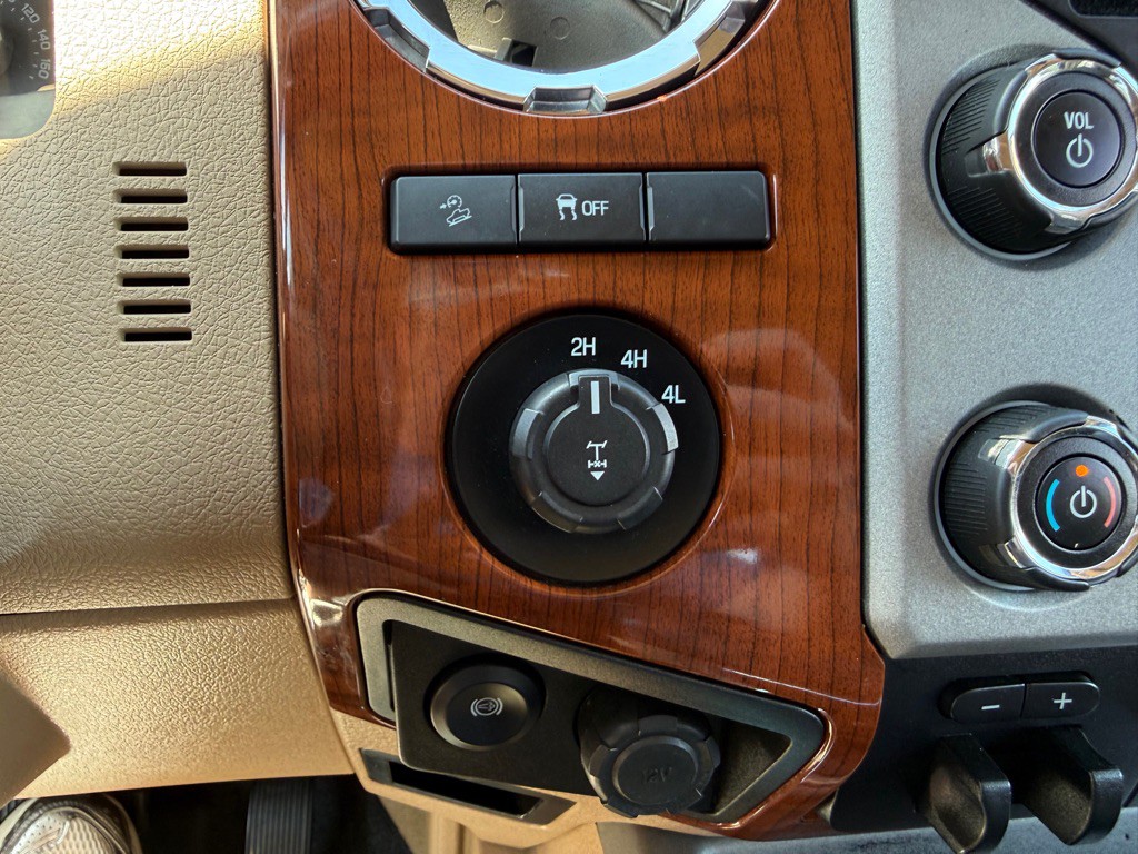 2016 Ford F-350 Image 19