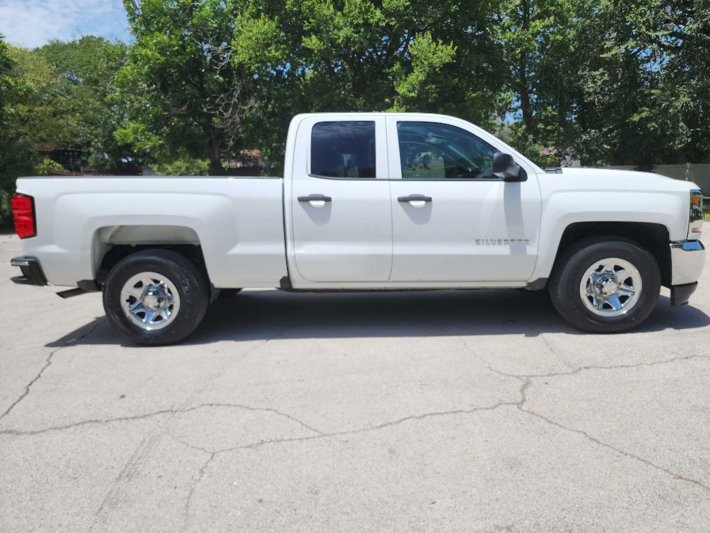 2018 Chevrolet Silverado 1500 Image 9