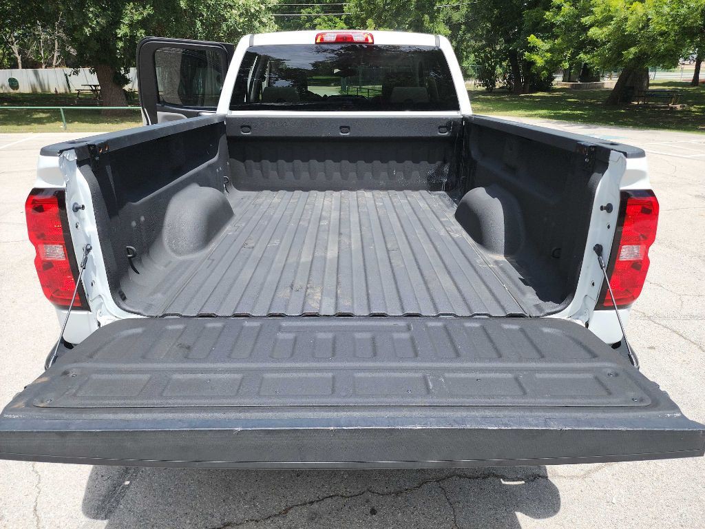 2018 Chevrolet Silverado 1500 Image 24