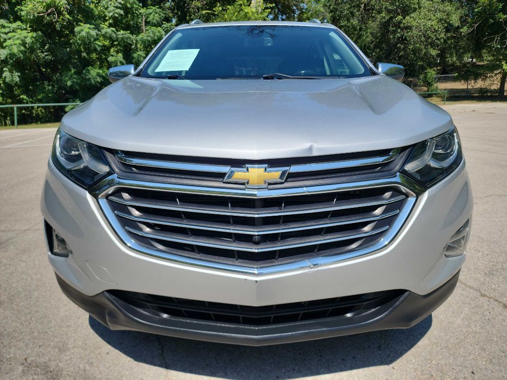 2018 Chevrolet Equinox Image 2