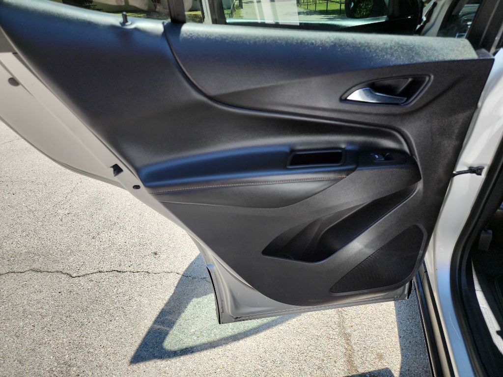 2018 Chevrolet Equinox Image 25