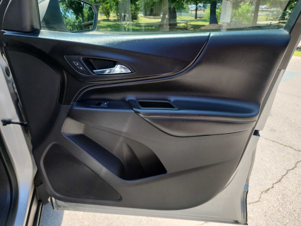 2018 Chevrolet Equinox Image 34
