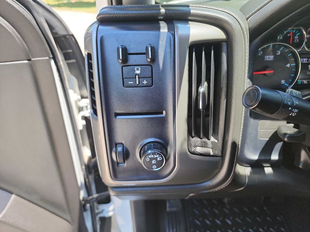 2016 Chevrolet Silverado 1500 Image 19