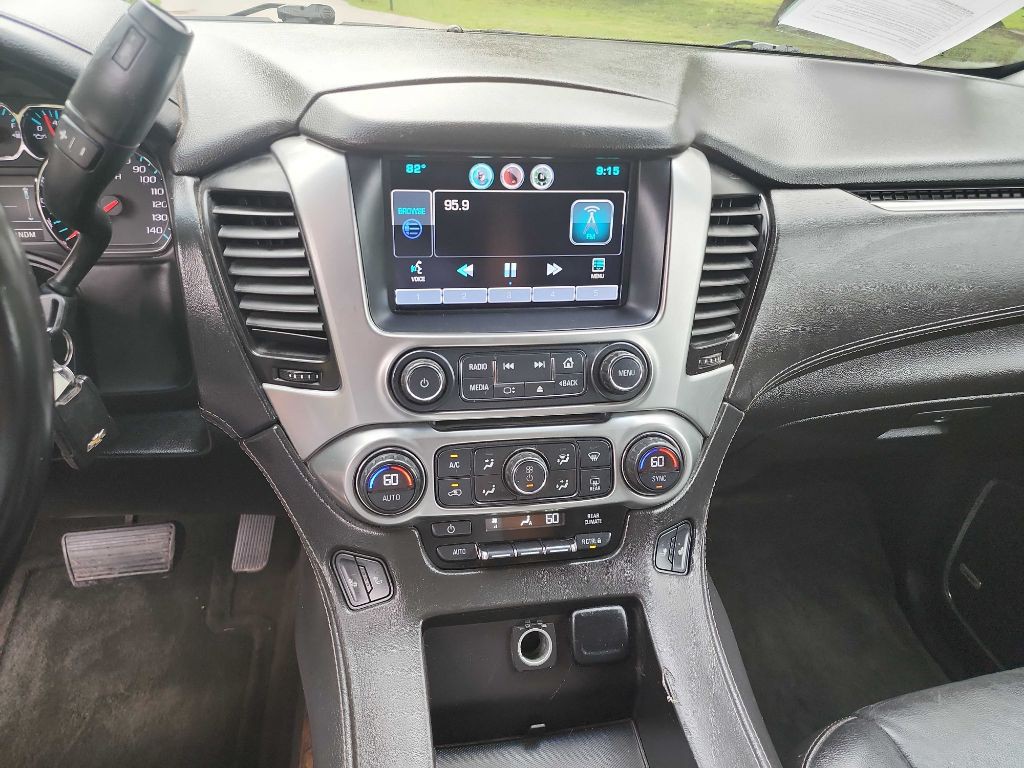 2015 Chevrolet Suburban Image 21