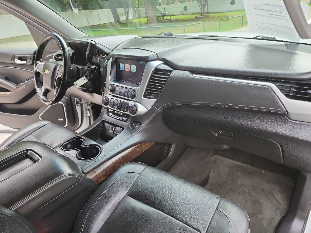 2015 Chevrolet Suburban Image 34