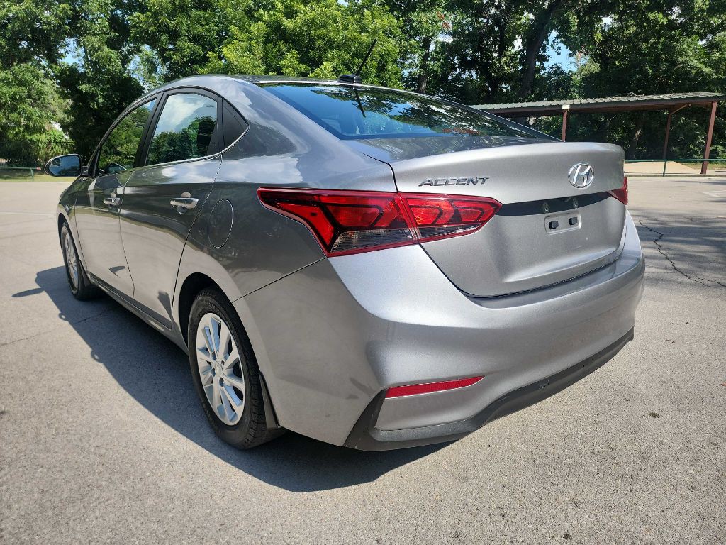 2021 Hyundai Accent Image 5
