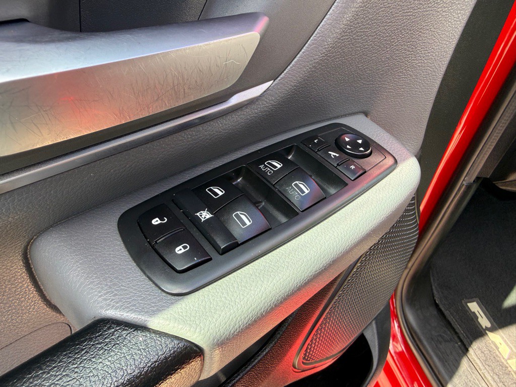 2020 RAM 1500 Image 21