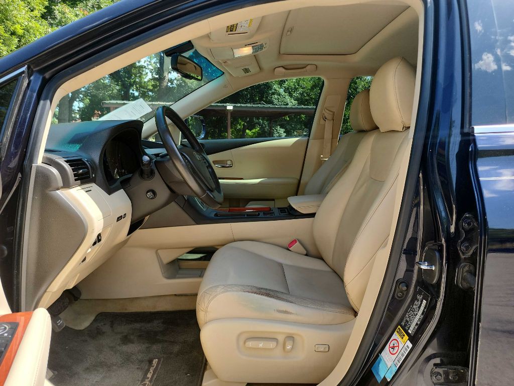 2010 Lexus RX Image 14