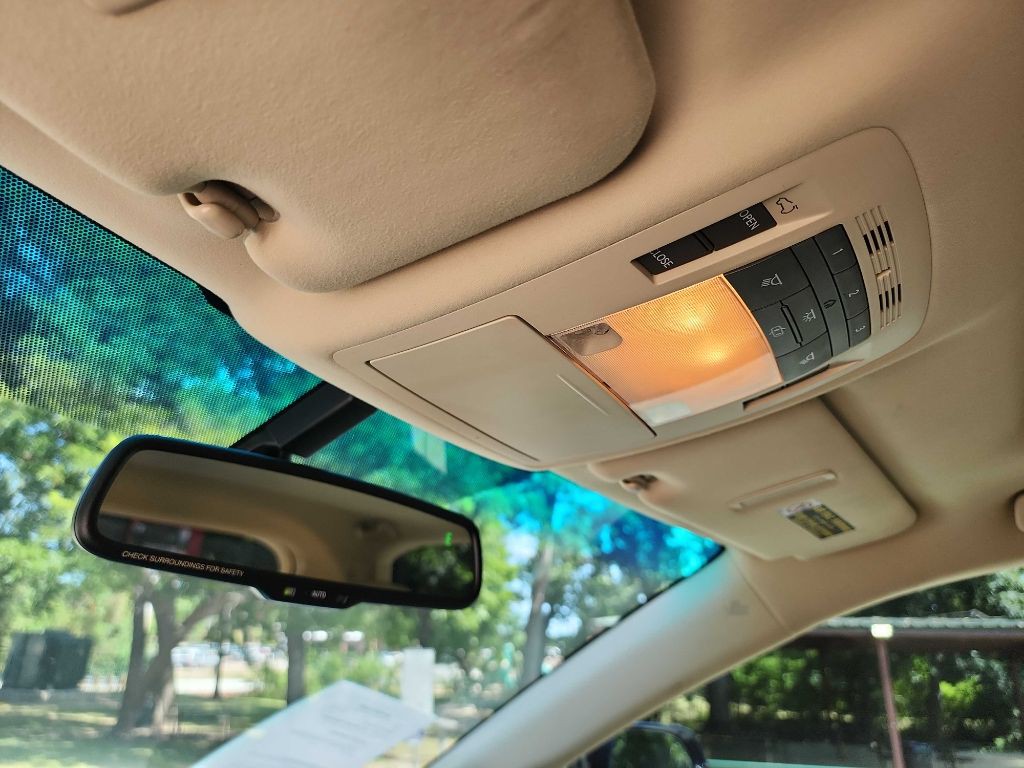 2010 Lexus RX Image 21