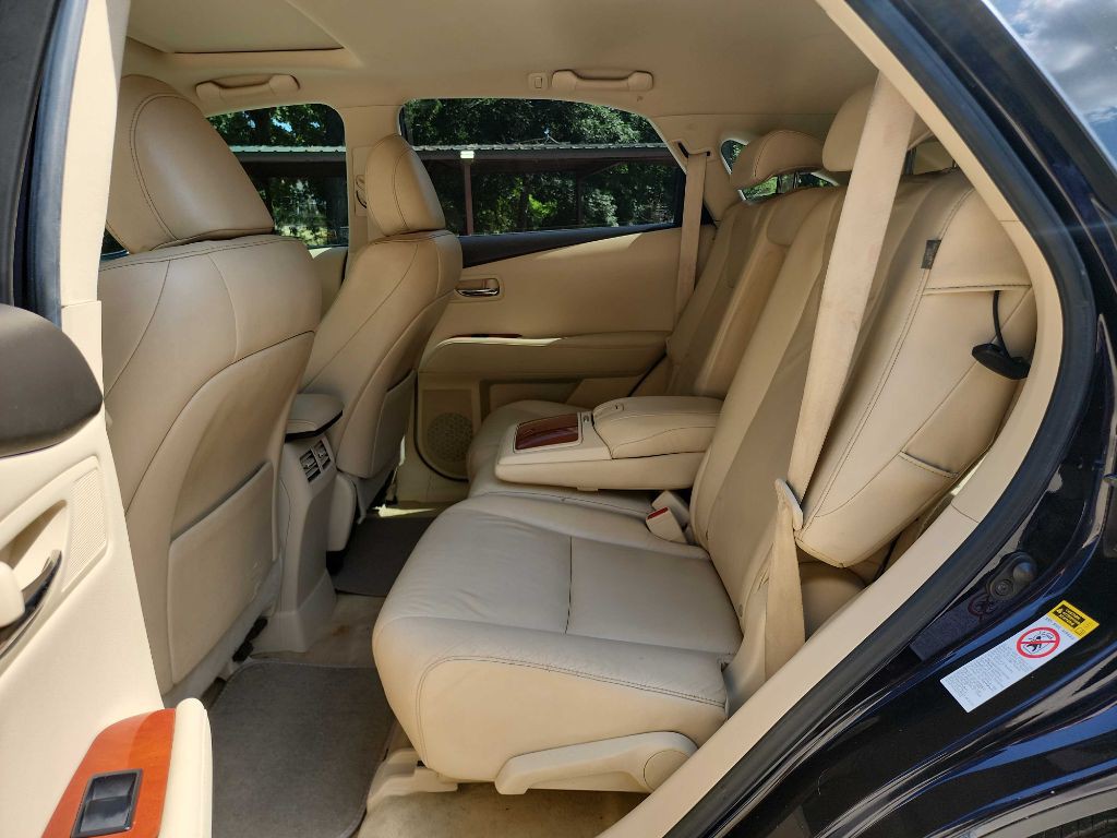 2010 Lexus RX Image 27