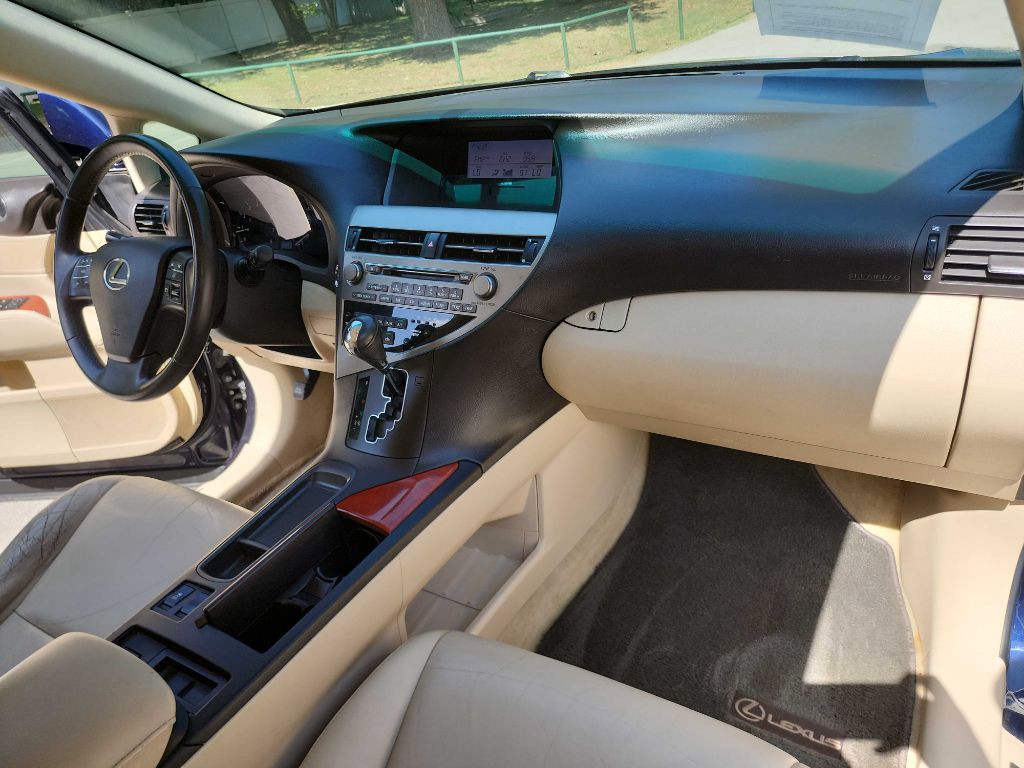 2010 Lexus RX Image 35