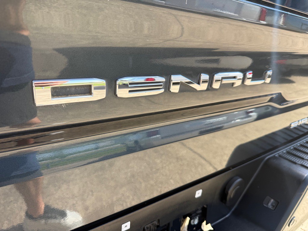 2020 GMC Sierra Image 12