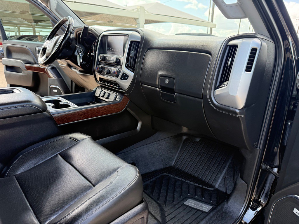 2019 GMC Sierra Image 16