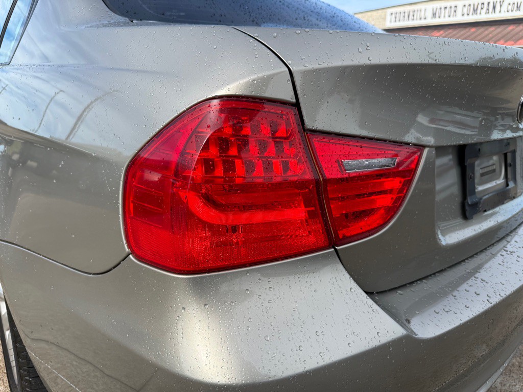 2009 BMW 3 Series Image 11