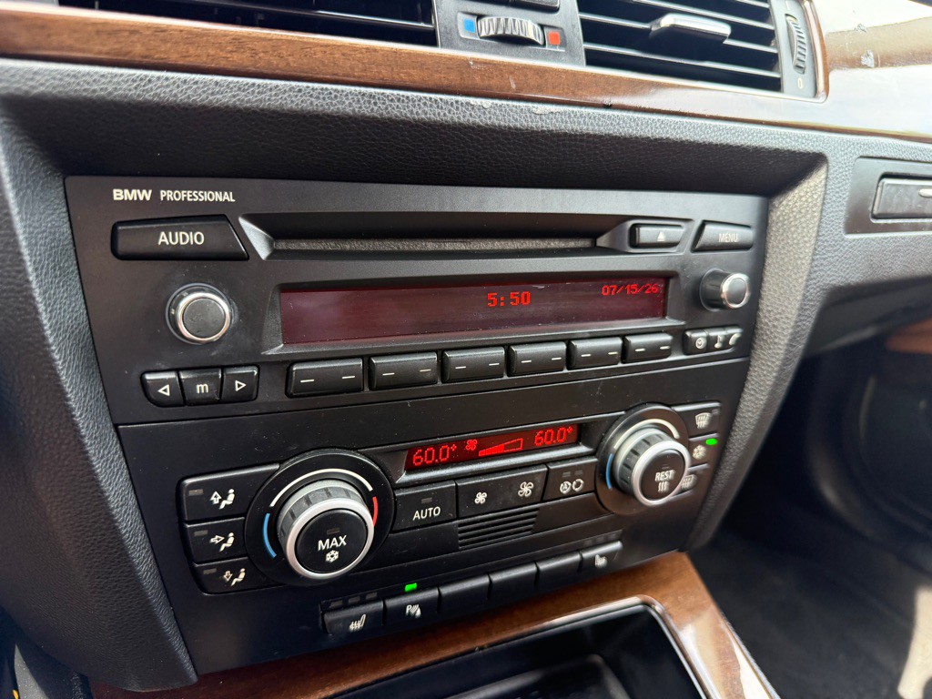2009 BMW 3 Series Image 28