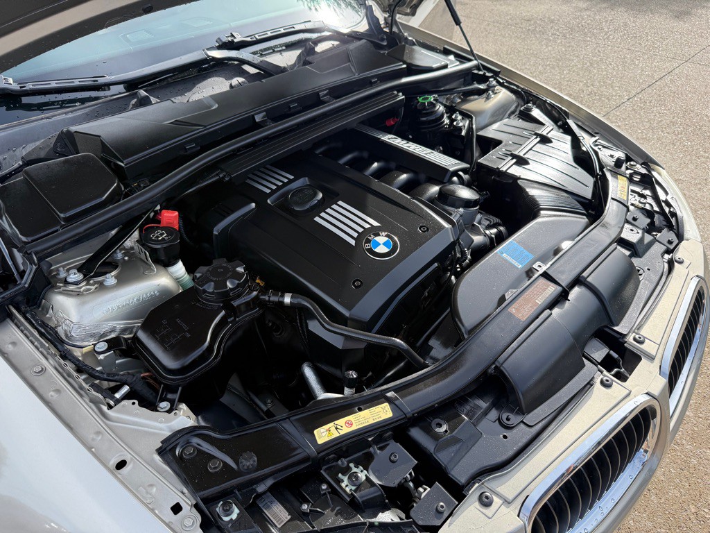 2009 BMW 3 Series Image 30