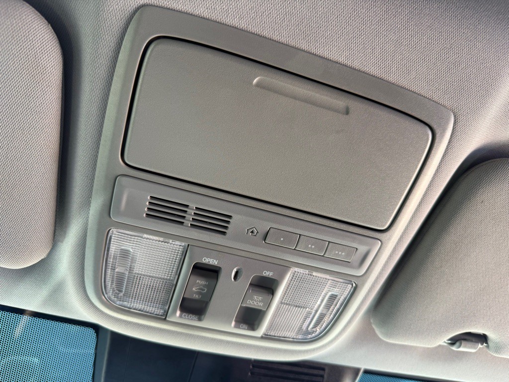 2021 Honda CR-V Image 35