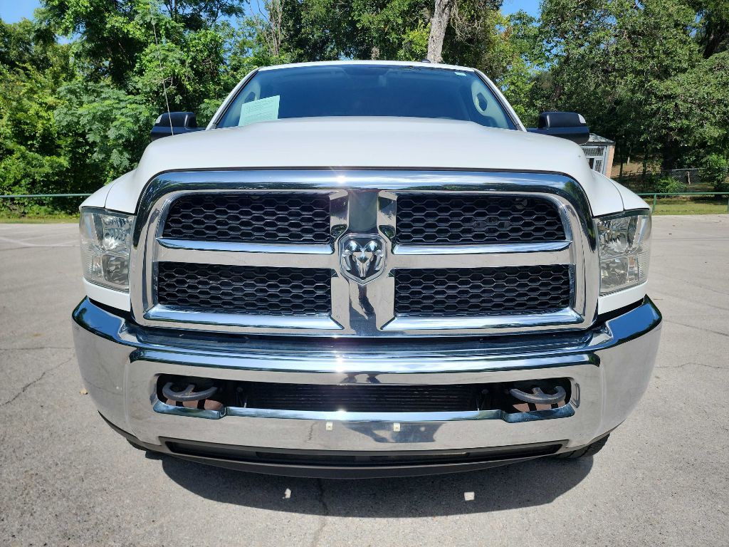 2016 RAM 3500 Image 2