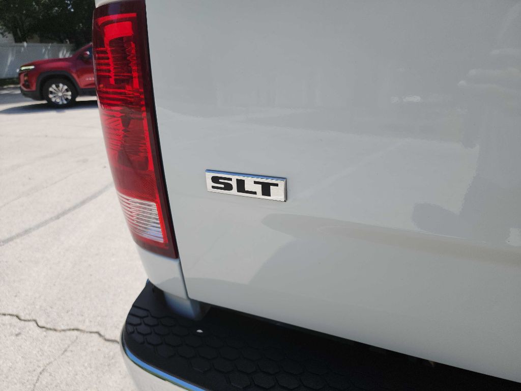 2016 RAM 3500 Image 7