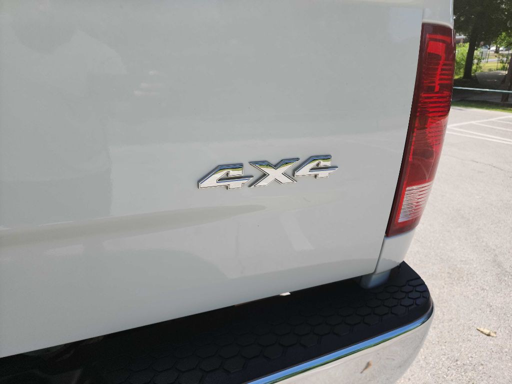 2016 RAM 3500 Image 8