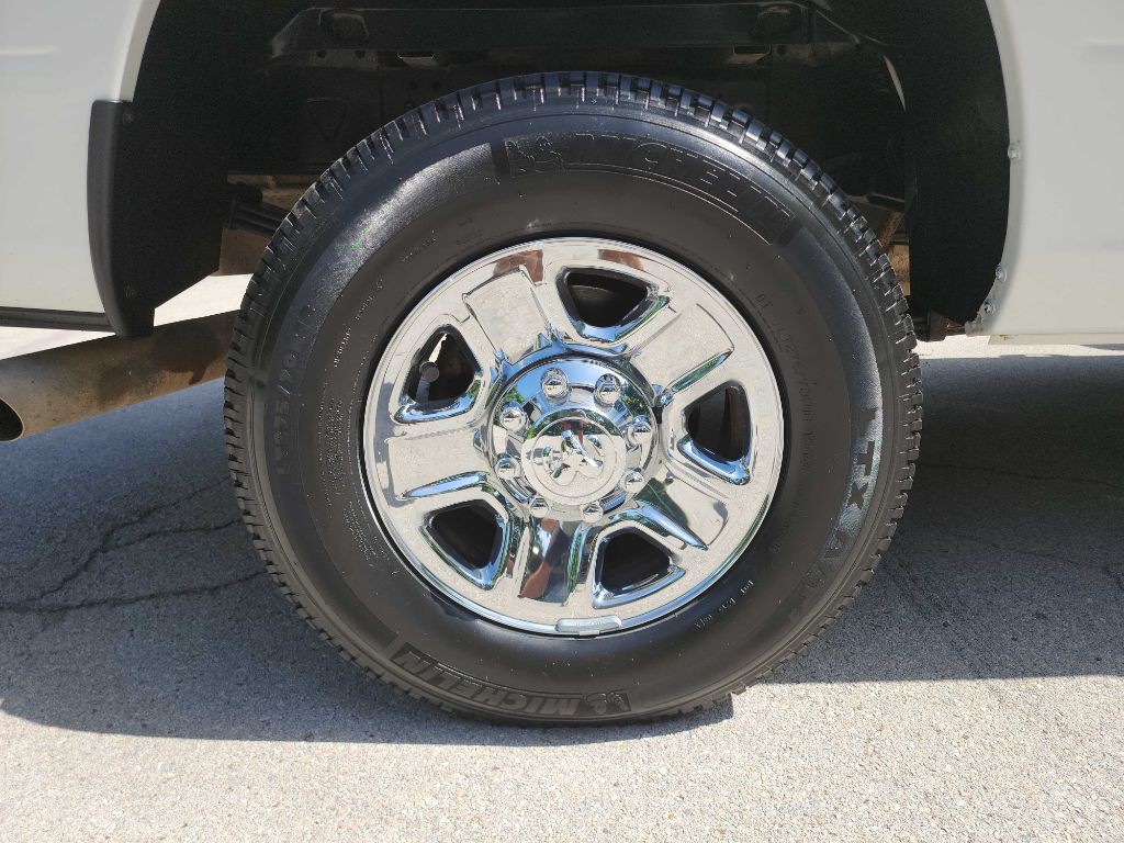 2016 RAM 3500 Image 14