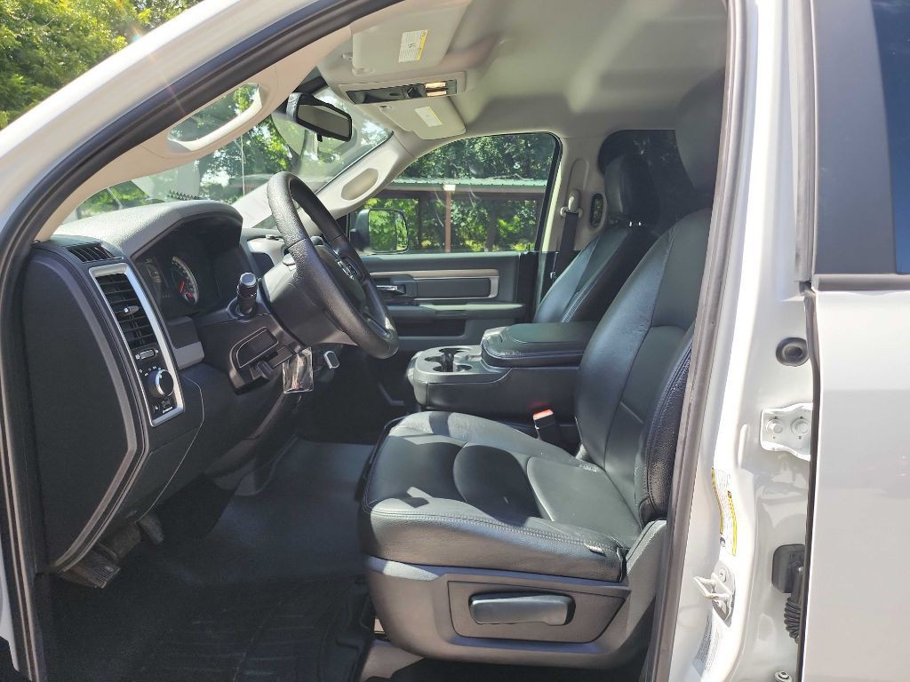 2016 RAM 3500 Image 21
