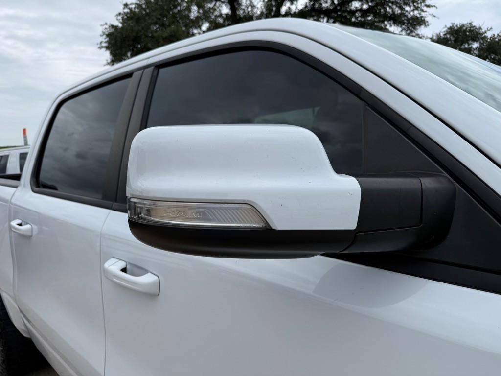 2020 RAM 1500 Image 9
