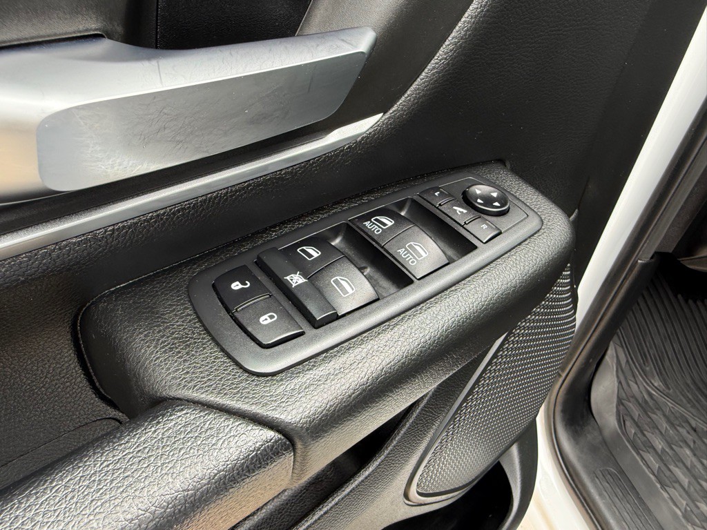 2020 RAM 1500 Image 23