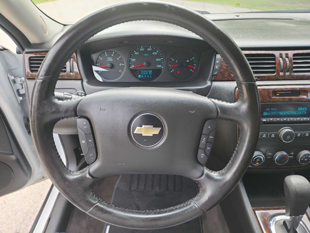 2014 Chevrolet Impala Image 12