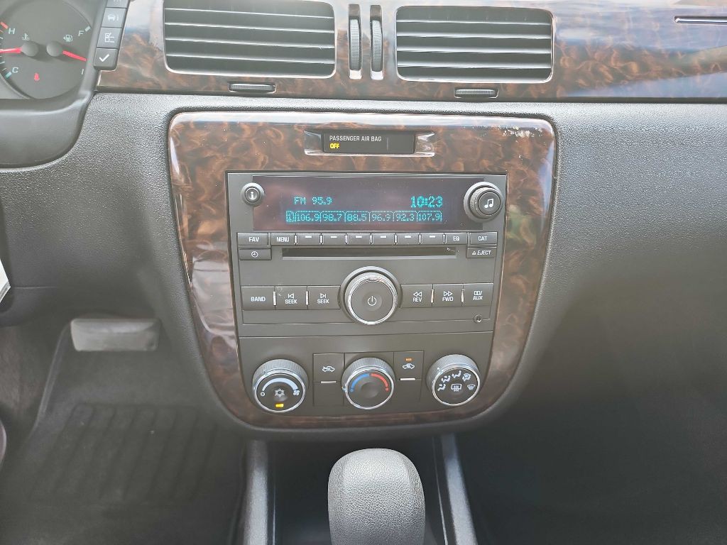 2014 Chevrolet Impala Image 16