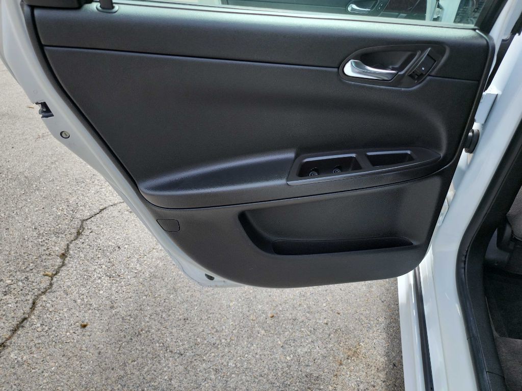 2014 Chevrolet Impala Image 18