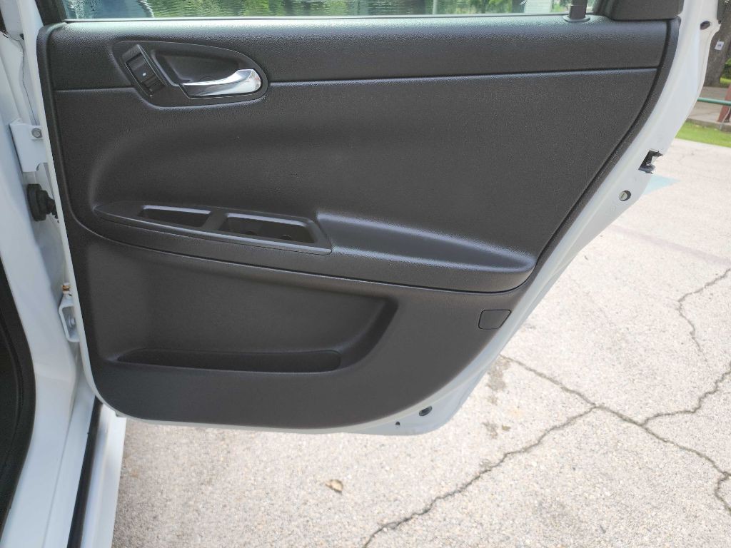2014 Chevrolet Impala Image 22