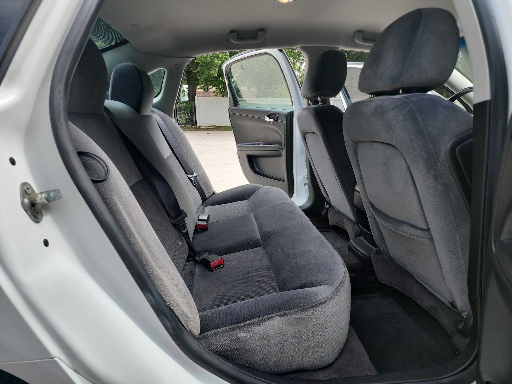 2014 Chevrolet Impala Image 23